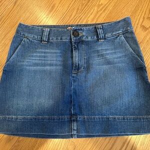 Gap Denim Mini Skirt women’s size 8